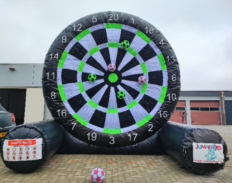 Voetbaldart huren Soest